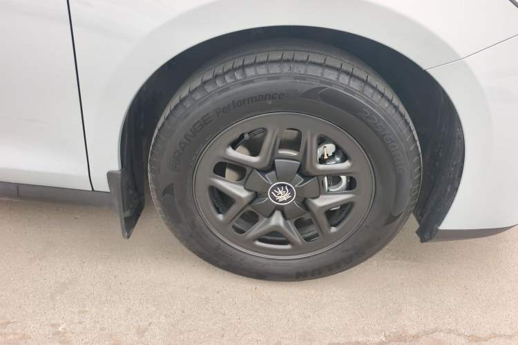 Used BYD Qin PLUS 2025 DM-i Smart Drive 55KM Leading Model