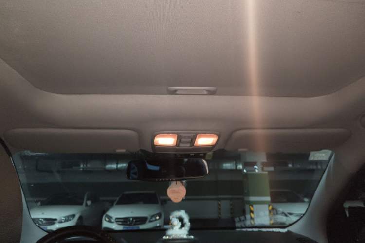 Used Hyundai ix35 2013 2.0L Automatic Two-Wheel Drive Smart GLS China IV Standard Headliner