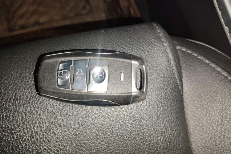 Used Haval H2 2017 Red-Label 1.5T Manual Two-Wheel Drive Luxury Model