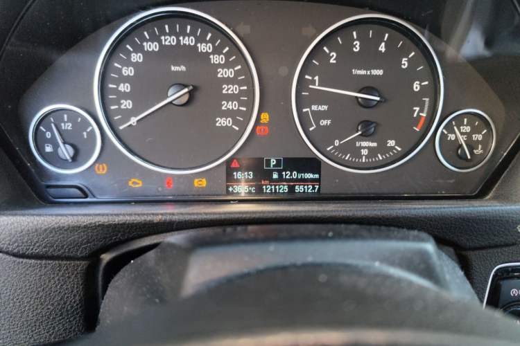 Used BMW 4 Series 2014 420i Convertible Fashion Model