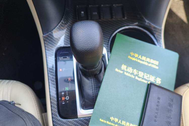 Used Toyota Highlander 2018 2.0T Two-Wheel Drive Elite Edition 5 Seats Emission Standard China V
