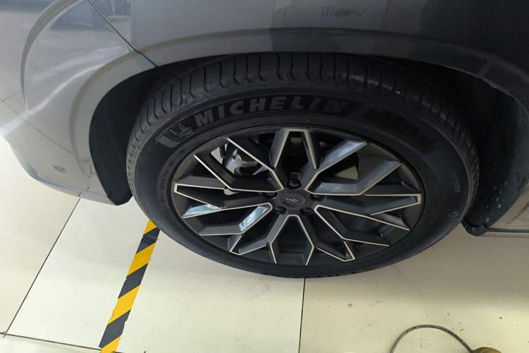 Used CHANGAN OSHAN Z6 New Energy 2022 Blue Whale iDD 150KM Flagship PLUS Smart Parking Edition