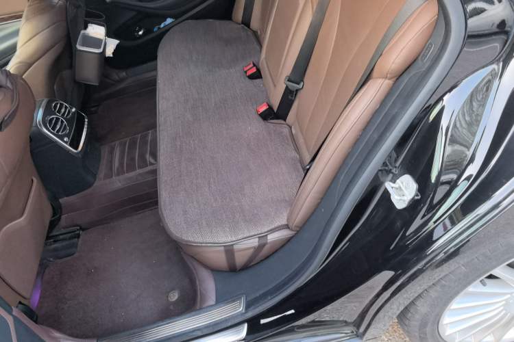 Used Mercedes-Benz S-Class 2014 S 320 L Business Model Left Rear Seat