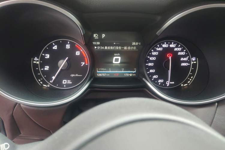 Used Alfa Romeo Stelvio 2017 2.0T 200HP Luxury Edition
