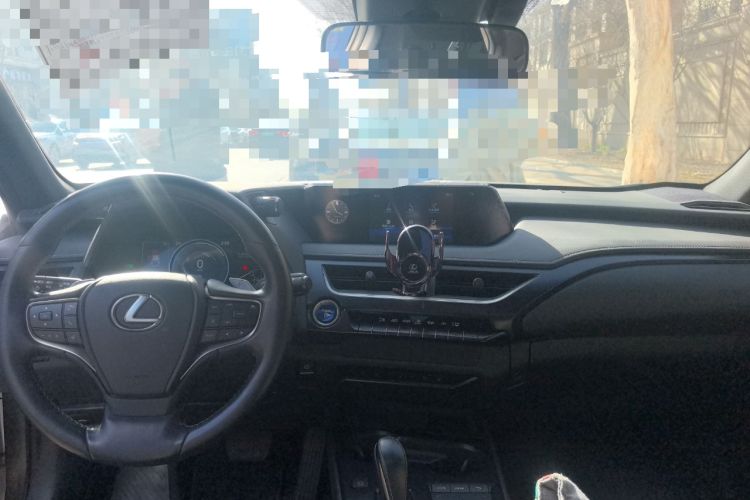 Used Lexus UX New Energy 2020 300e Pure·Joy Edition Center Console