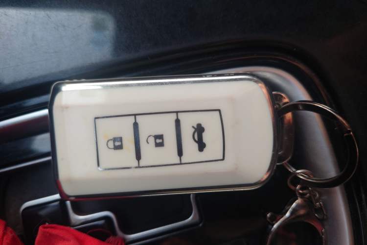 Used Mitsubishi Outlander 2019 2.0L Two-Wheel Drive Comfort Edition 5 Seats China V Standard Interior 1