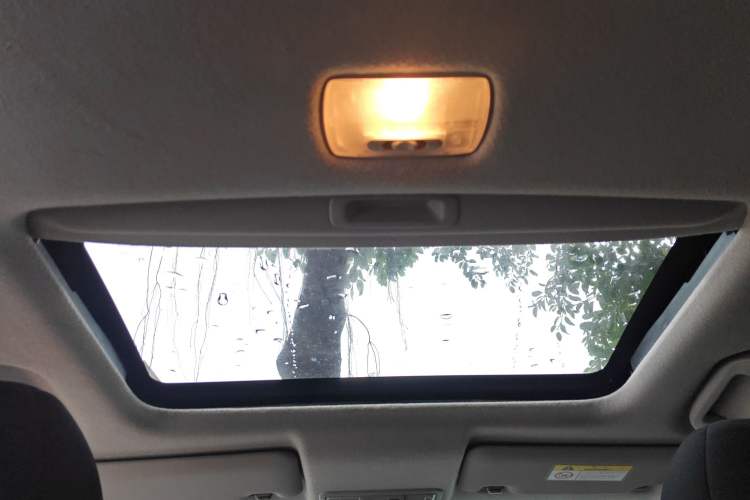 Used Honda Fit 2018 1.5L CVT Comfort Sunroof Version