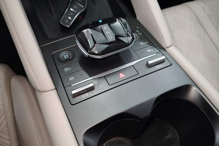 Used BYD Yuan UP 2024 401 km Active Version
