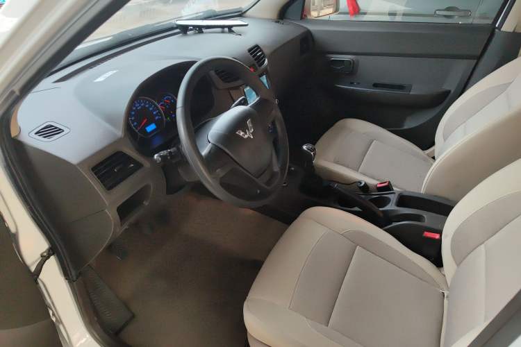 Used Wuling Hongguang 2014 1.5L S Standard Version
