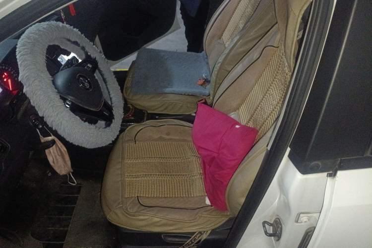 Used Volkswagen Polo 2016 1.6L Automatic Comfort Model