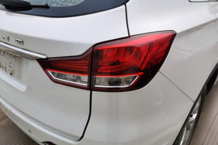 Used Hanteng X7 2016 1.5T Manual Luxury Edition