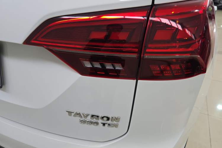 Used Volkswagen Tayron 2020 330TSI Two-Wheel Drive Luxury Smart Connectivity Version
