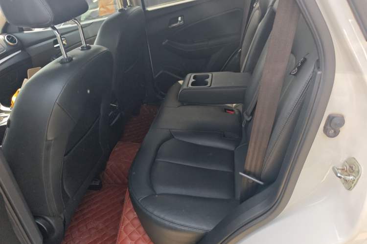 Used Venucia T70 2015 2.0L CVT Smart Edition Left Rear Seat