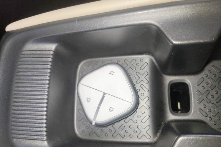 Used Wuling Bingo PLUS 2024 510 km Flagship Edition Four-Seater Version