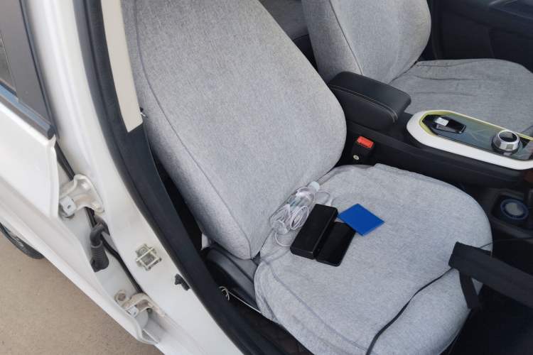 Used CHANGAN OSHAN Benni E-Star 2020 Heartbeat Edition NMC Lithium Right Front Seat