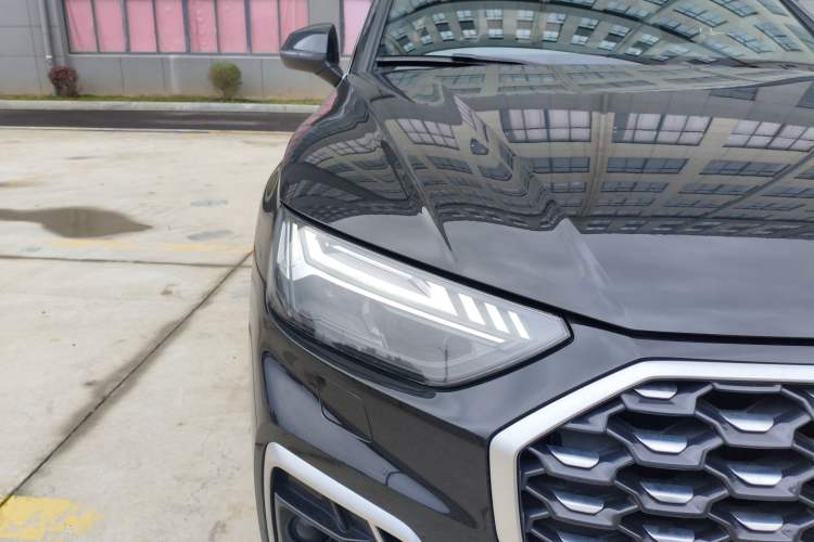 Used Audi Q5L Sportback 2021 45 TFSI Luxury Edition Right Front Headlight