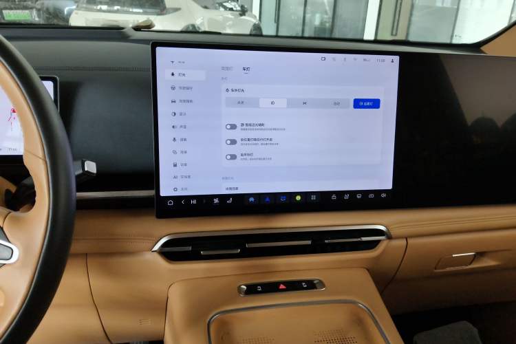 Used VOYAH Dream 2025 PHEV Four-Wheel-Drive Flagship Kunpeng Edition
