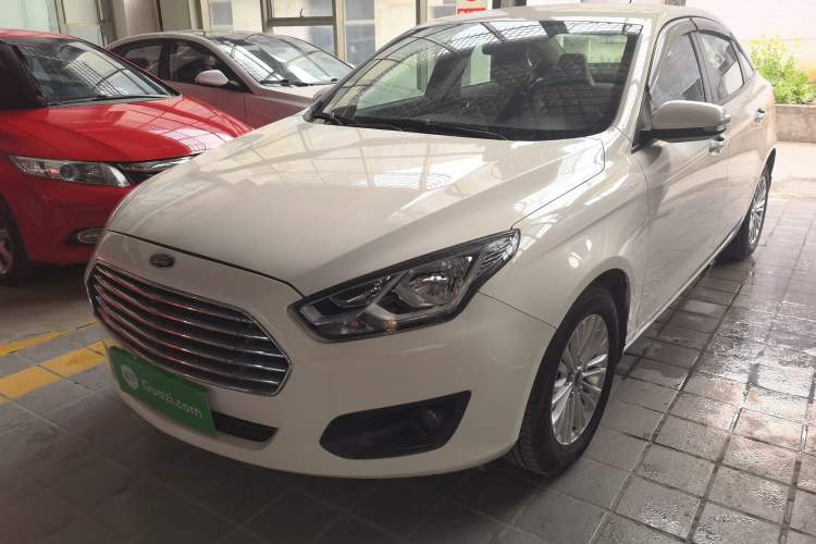 Used Ford Escort 2015 1.5L Manual Comfort Model