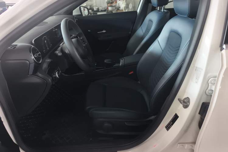 Used Mercedes-Benz A-Class 2019 A 180 L
