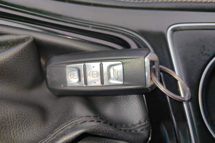 Used Baojun 730 2019 1.5T CVT Flagship Model 7 Seats China VI Emission Standard