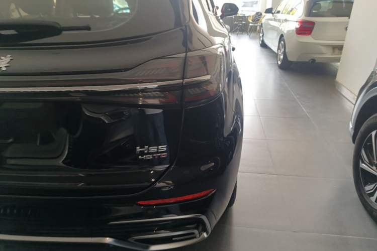 Used Hongqi HS5 2023 2.0T Qixiang Pro Edition
