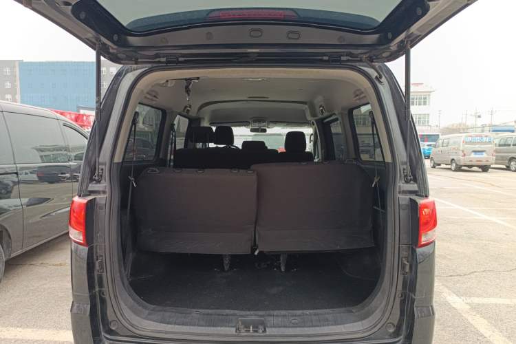 Used JAC Refine M4 2021 2.0L Manual Comfort Edition