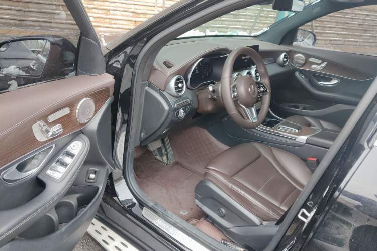 Used Mercedes-Benz GLC 2022 GLC 260 L 4MATIC Luxury Model Driver Seat