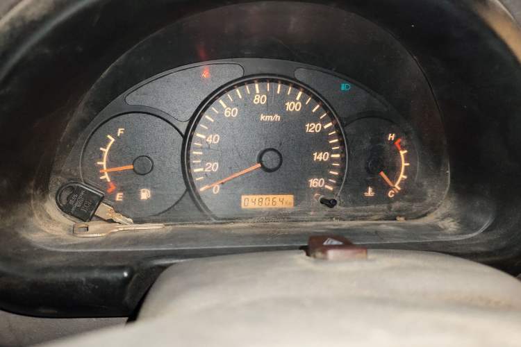 Used CHANGAN KUAYUE V3 2017 1.2L Box-Type Truck DK12-10
