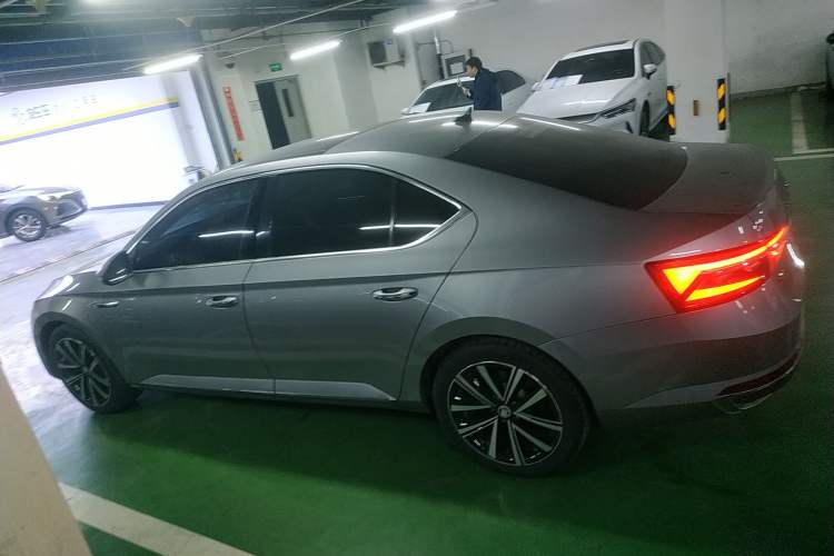 Used Skoda Superb 2022 TSI330 DSG Luxury Edition