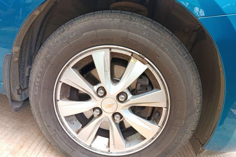 Used Chevrolet Sail 2015 Sail 3 1.5L Manual with Ideal Sunroof Edition