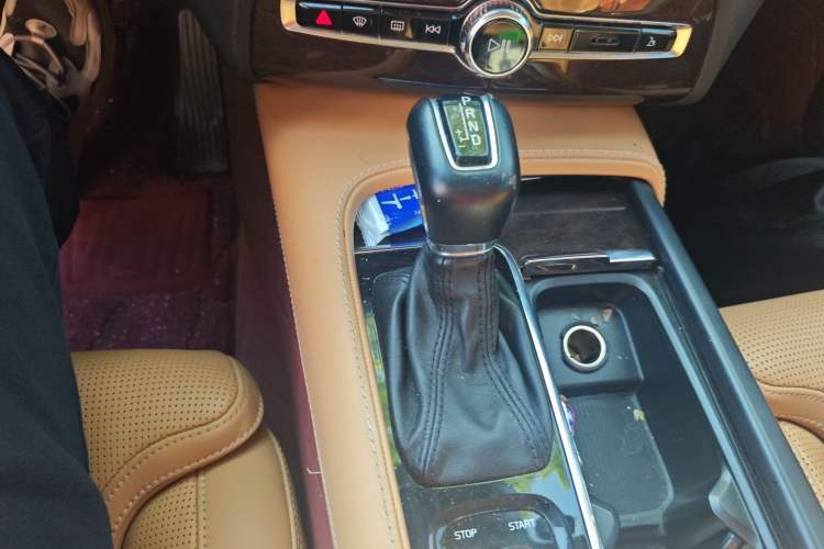 Used Volvo XC90 2015 T6 Zhiya Edition 7-seater
