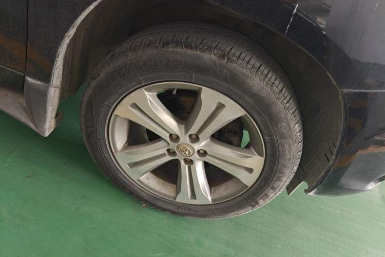 Used Toyota Highlander 2011 2.7L Two-Wheel Drive 7-Seater Luxury Navigation Edition