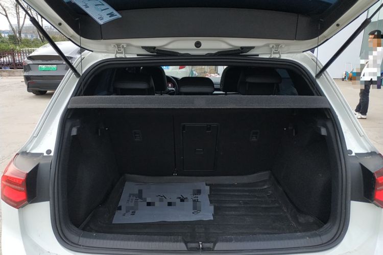 Used Volkswagen Golf 2021 280TSI DSG R-Line Trunk