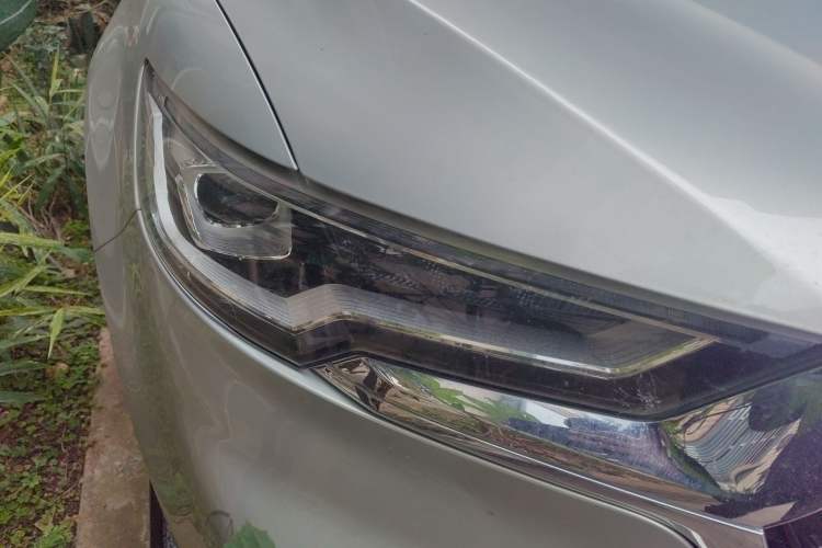 Used Hongqi HS5 2022 Facelifted Version 2.0T Smart Connect Flagship All-Wheel-Drive Edition