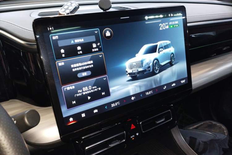 Used GAC Trumpchi GS8 2022 Linghang Series 2.0 TGDI Two-Wheel Drive Luxury Smart Connectivity Version (6 Seats)
