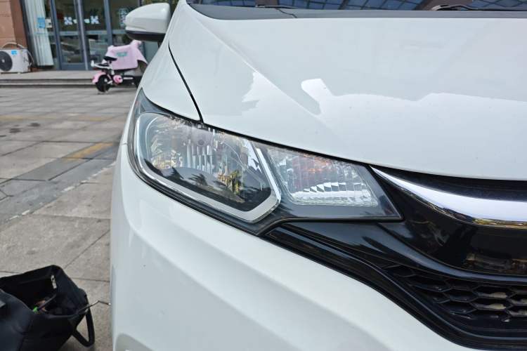 Used Honda Fit 2018 1.5L CVT Comfort Version Right Front Headlight