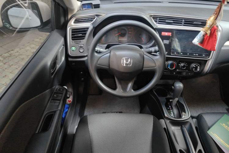 Used Honda Gienia 2017 1.5L CVT Classic Edition
