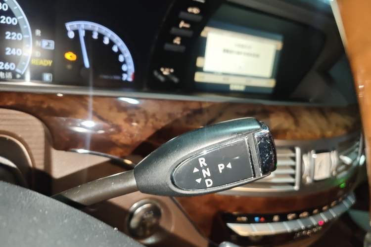 Used Mercedes-Benz S-Class 2010 S 400 L HYBRID