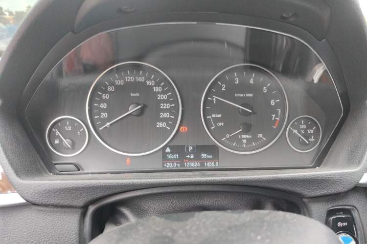 Used BMW 3 Series 2013 320Li Fashion Model
