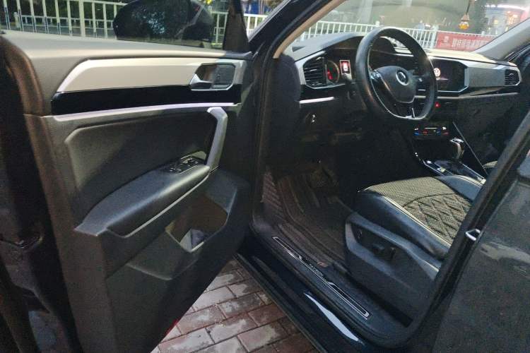 Used Volkswagen Tayron 2020 330TSI Two-Wheel Drive Luxury Smart Connectivity Version Driver Seat