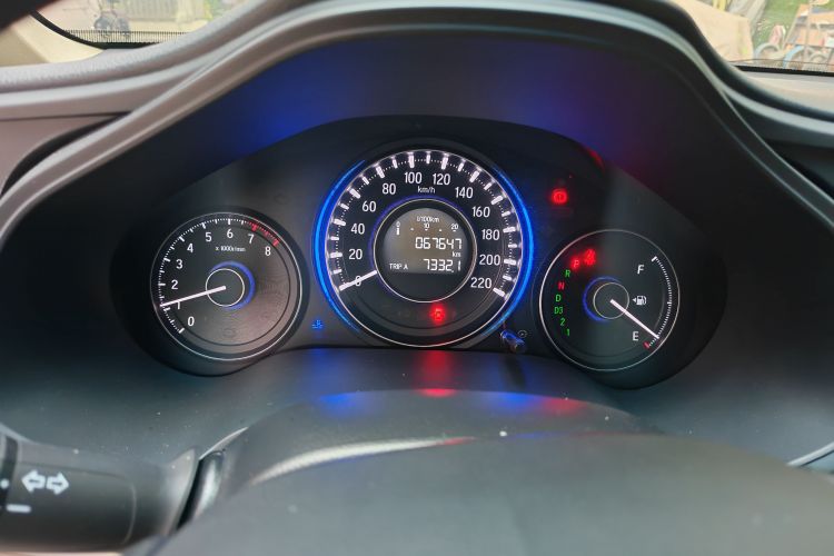 Used Honda Crider 2015 1.8L automatic luxury edition