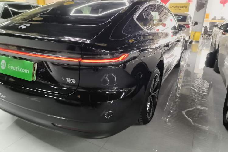 Used Nio ET7 2024 75 kWh Executive Edition Right Rear Taillight