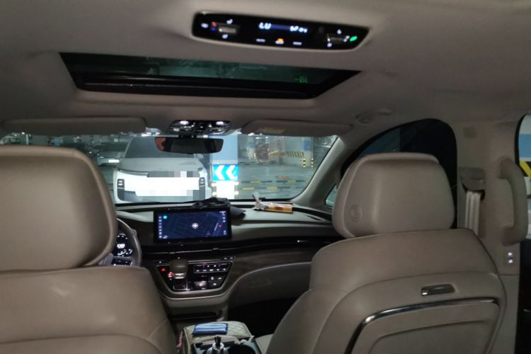 Used Roewe iMAX8 2023 400TGI Comfort Edition Headliner