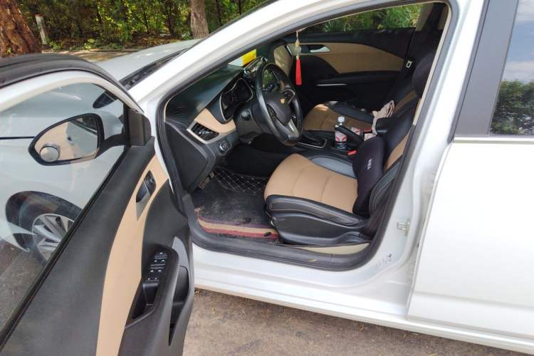 Used Chevrolet Monza 2022 320 Automatic Enjoyment Sunroof Version