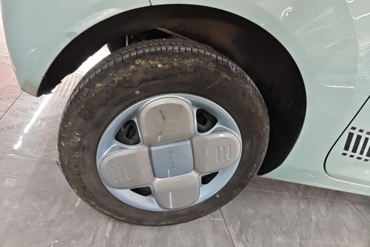 Used Geely Galaxy Panda 2024 Panda Mini 200km Endurance Bear