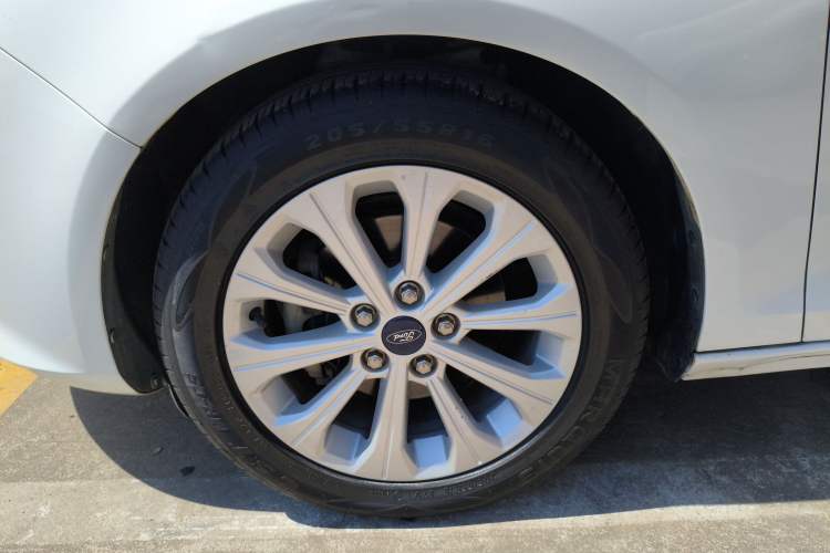 Used Ford Escort 2017 Happy Edition 1.5L Manual Fashion Model