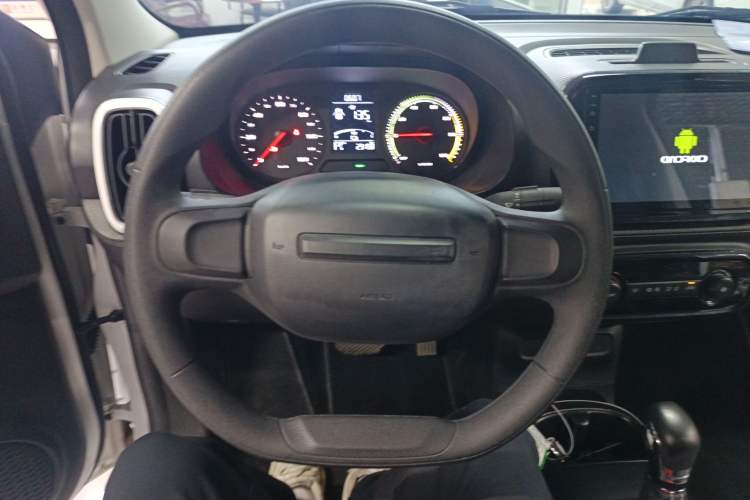 Used Roewe Clever 2022 311km QiQi BoBo Edition Steering Wheel