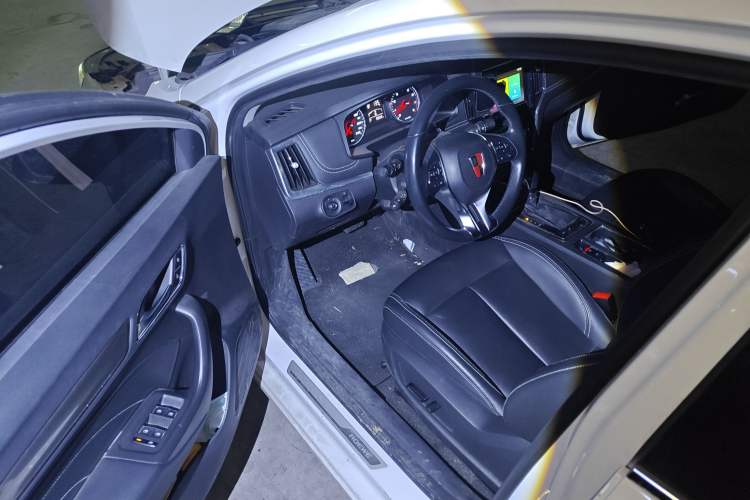 Used Roewe i6 2018 20T Automatic Flagship Edition