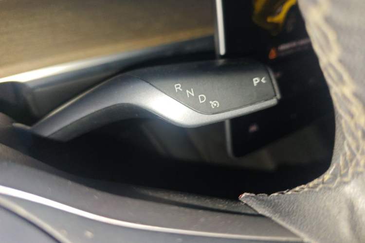 Used Tesla Model Y 2021 Standard Range Rear-Wheel Drive Version