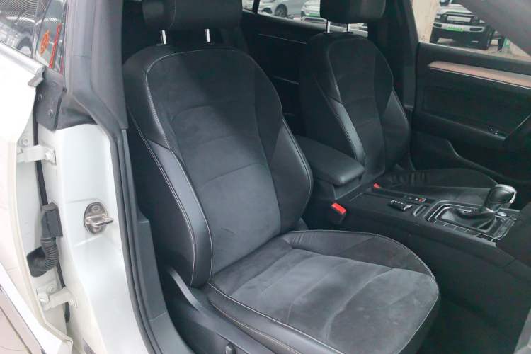 Used Volkswagen FAW-Volkswagen CC 2020 330TSI Huayan Edition China VI Standard